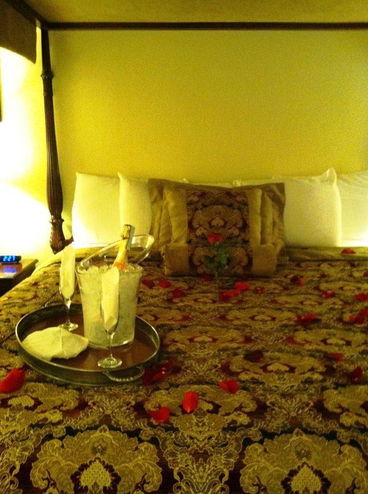 The Biltmore Greensboro Hotel Buitenkant foto