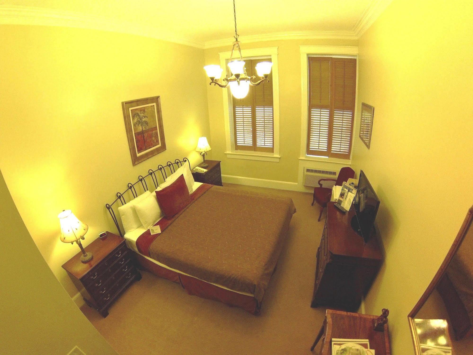 The Biltmore Greensboro Hotel Buitenkant foto